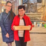 Buntglasfenster der Kirche: Pfarrkirche zum Heiligen Namen Mariens in Bánhorváti - Soós Csilla